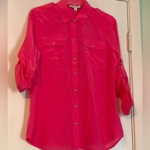 Women’s hot pink top in size small.